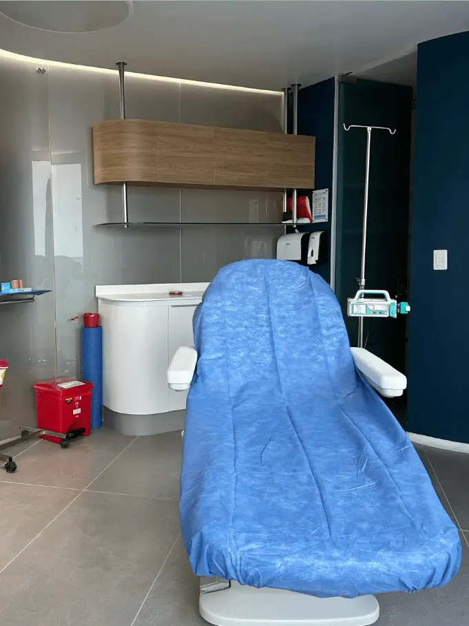 Alevy Care Clinic Stem Cell Patient Treatment Chair