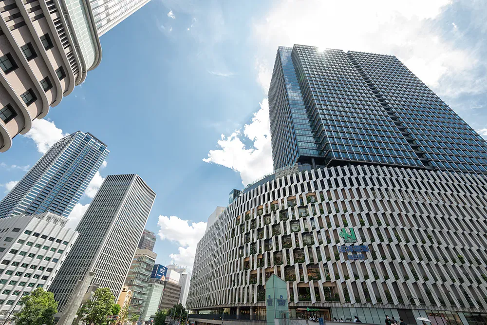 The outside of Clinique Haru in Osaka